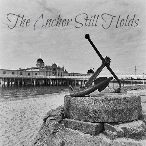 anchor holds